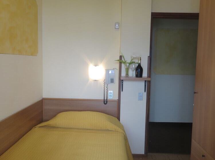 스탠다드 싱글 룸, Merano