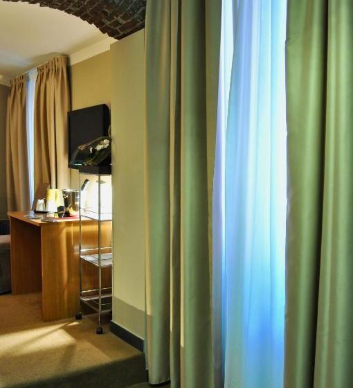 Pokój Deluxe, Nuovo Nord