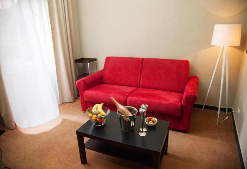 Pokój Czteroosobowy Standard, Nuovo Nord