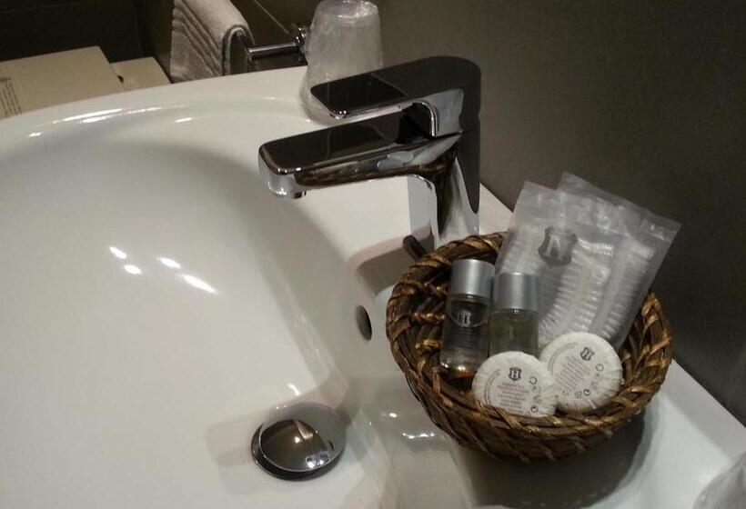 Pokój Czteroosobowy Standard, Nuovo Nord