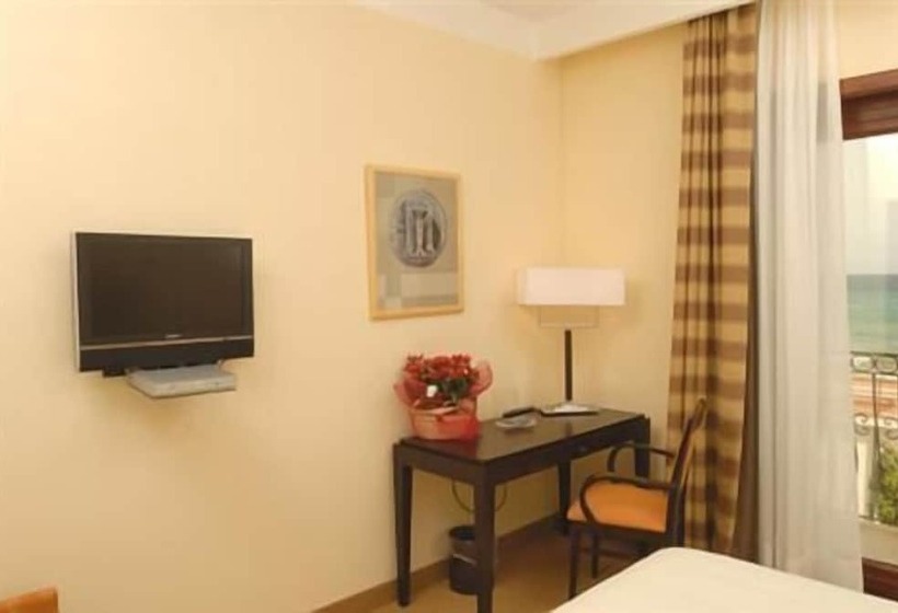 اتاق استاندارد با چشم‌انداز شهر, Palazzo Foti