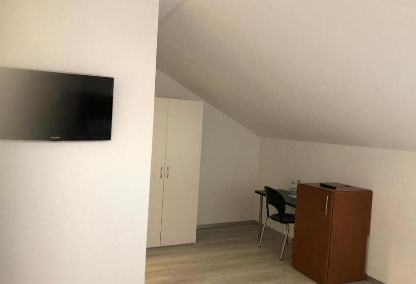 Номер Стандарт Индивидуальный, Restaurant Passage