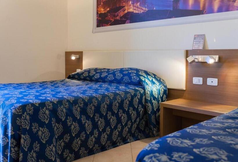 스탠다드 트리플 룸, Ristorante Al Fiore