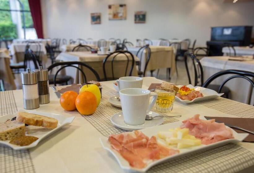 スタンダードトリプルルーム, Ristorante Al Fiore