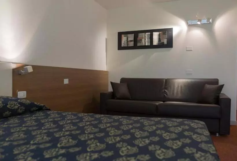 اتاق استاندارد با چشم‌انداز دریاچه, Ristorante Al Fiore