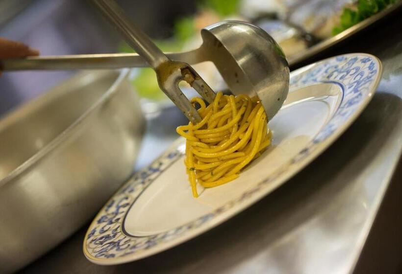 패밀리 룸, Ristorante Al Fiore