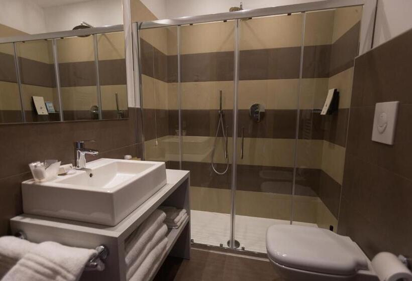 패밀리 룸, Ristorante Al Fiore