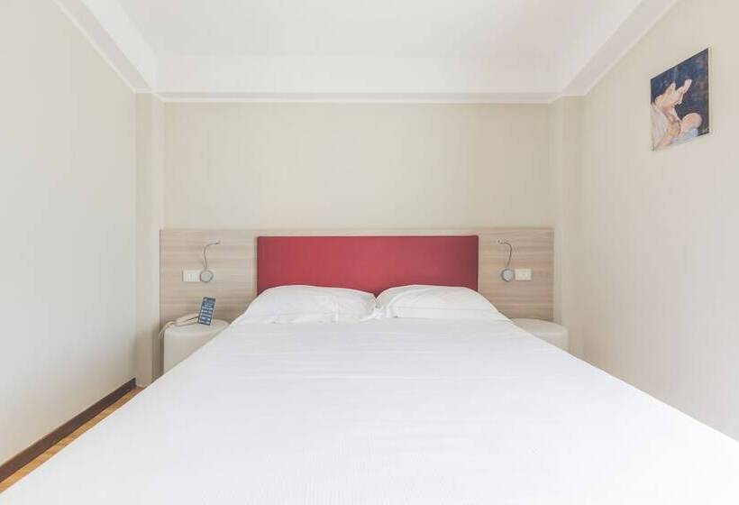 이코노미 룸, Ristorante Al Fiore