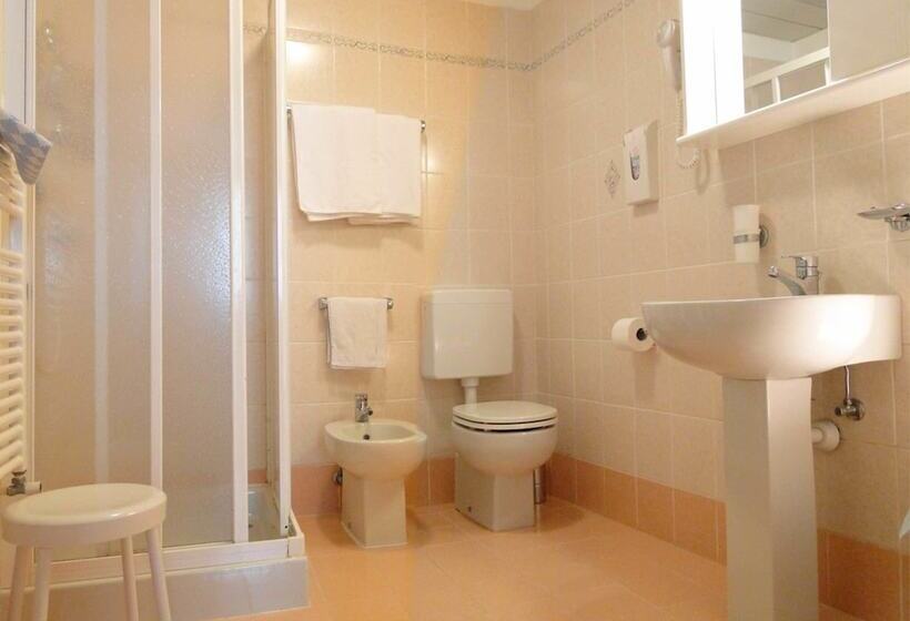 标准单人间, Sole   Limone