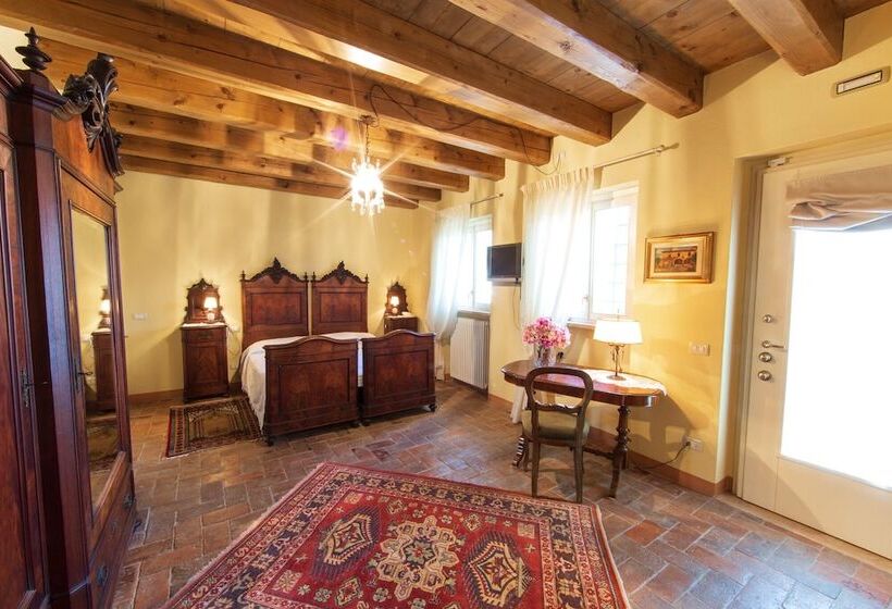 سوییت جونیور, Tenuta Delo Relais