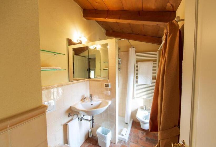 اتاق اکونومی, Tenuta Delo Relais