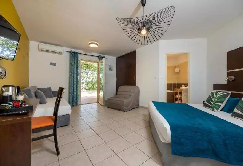 スタンダード4人部屋, The Originals City, Hôtel Côté Sud, Marseille Est