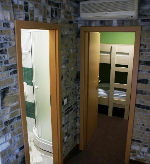 家庭间, Vineyard Inn Szőlőskert