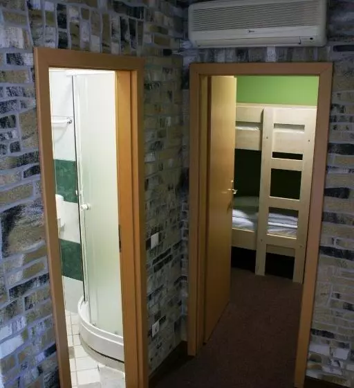 ファミリールーム, Vineyard Inn   Szőlőskert