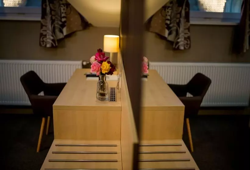 スタンダードルーム, Vineyard Inn   Szőlőskert