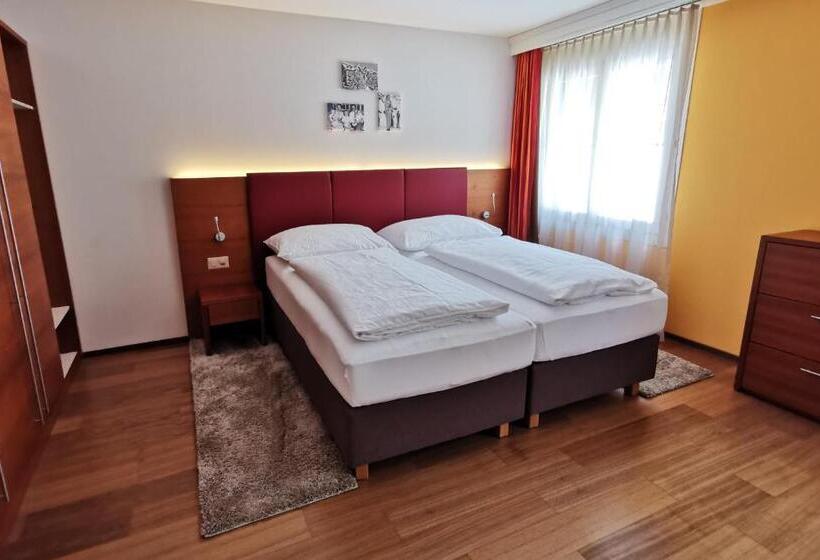 高级园景房, Parkhotel Schoenegg