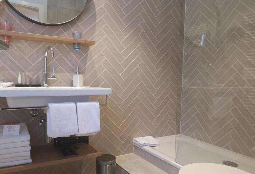 豪华单人间, Parkhotel Schoenegg