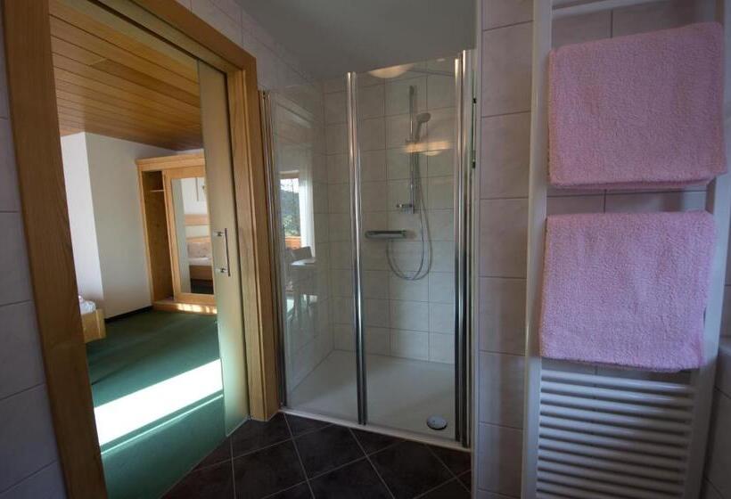 标准间, Hirschen Dorfmühle