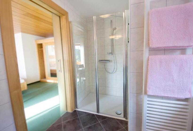 标准间, Hirschen Dorfmühle