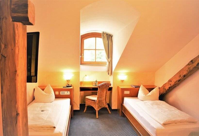 스탠다드 룸, Zum Bräu