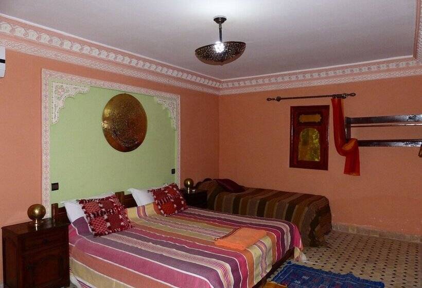 4인용 수피리어 룸, Riad Oussagou