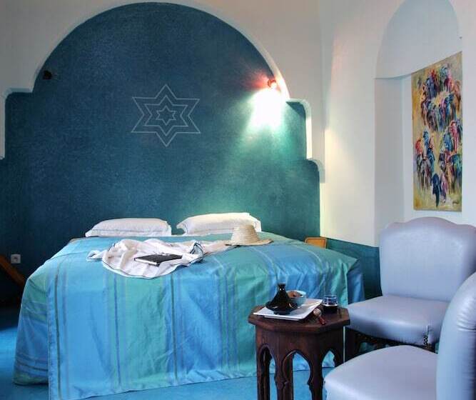 سوییت, Riad Twilight