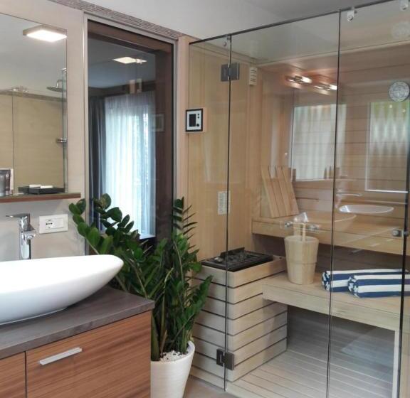 스위트, Ruster Resort