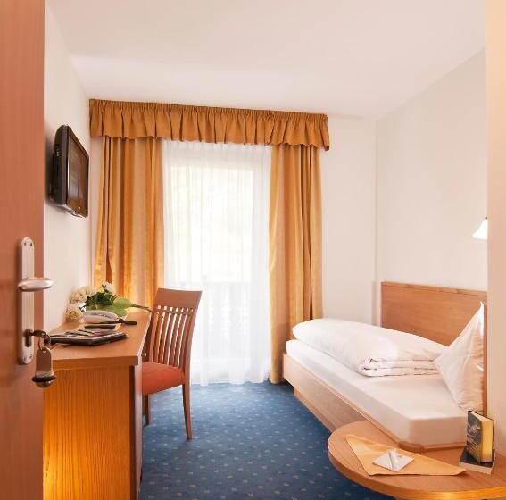 발코니 스탠다드 싱글 룸, Ruster Resort