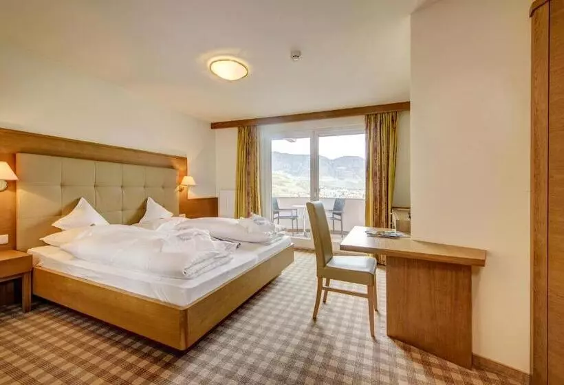 Standard Room with Balcony, Ruster Resort
