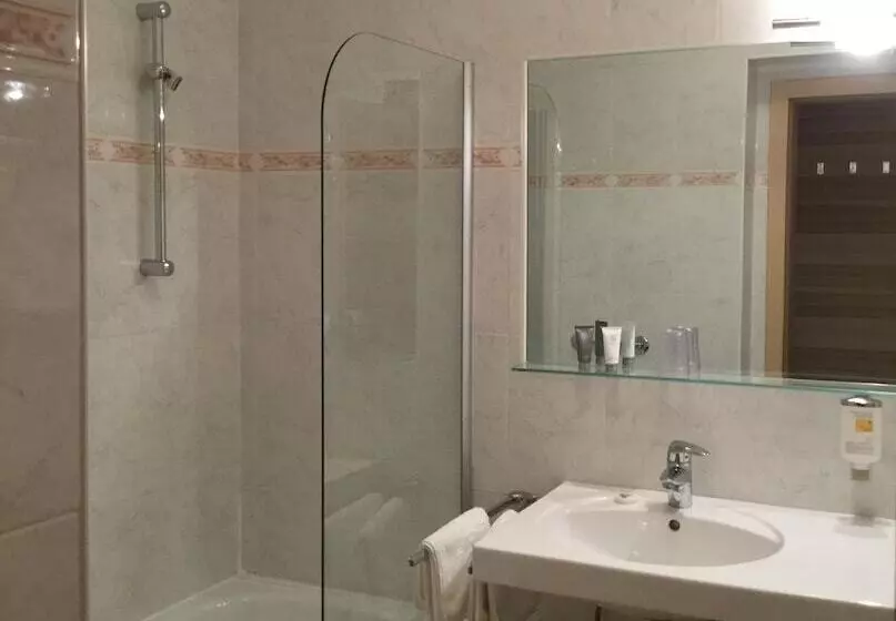 1 Bedroom Apartment with Balcony, Ruster Resort