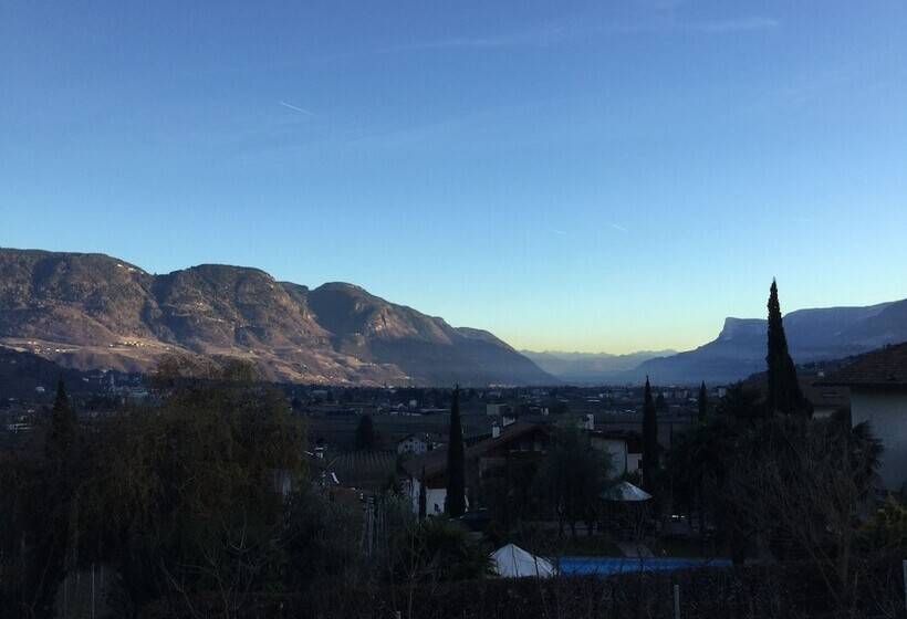 침실 1개 발코니 아파트, Ruster Resort