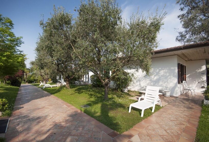 Standardzimmer mit Gartenblick, Villa Maria