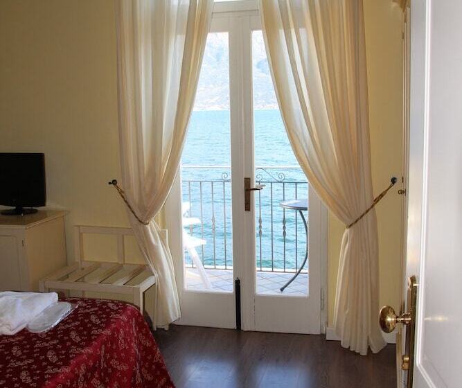 レイクビュースタンダードルーム, Villa Romantica