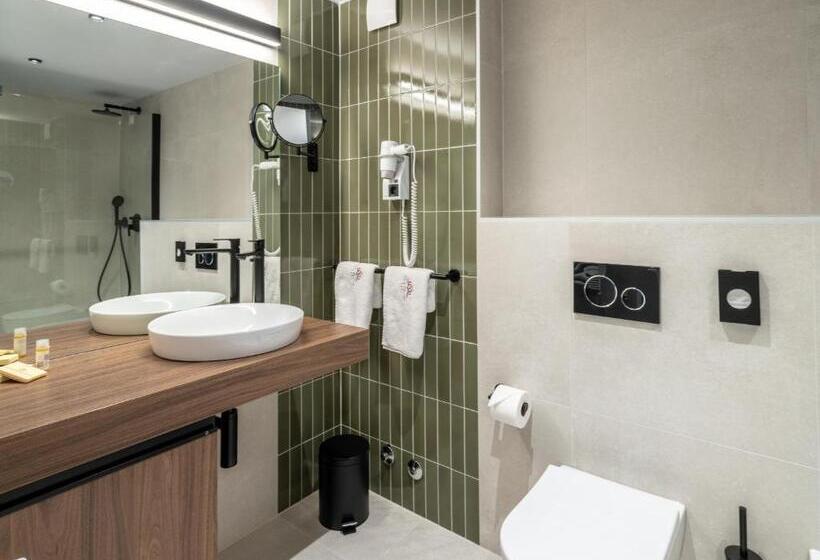 اتاق لوکس با چشم‌انداز دریا, Villa Rosetta
