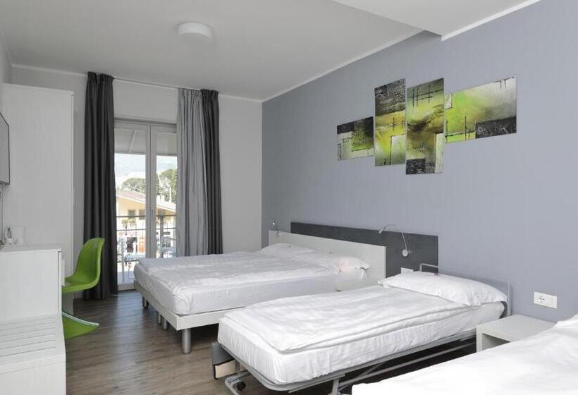 اتاق خانوادگی, Eco Hotel Benacus
