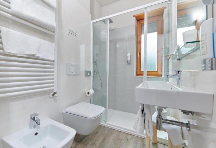 Номер Superior с Балконом, Eco Hotel Benacus