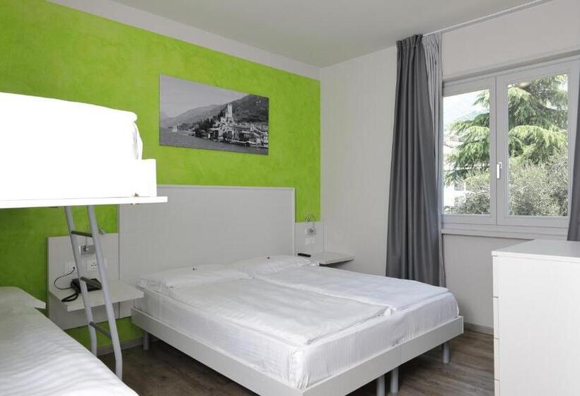 Четырехместный Номер Базовый, Eco Hotel Benacus