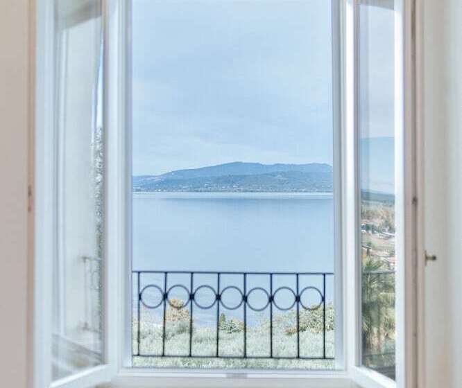 스탠다드 싱글 룸, Aganoor