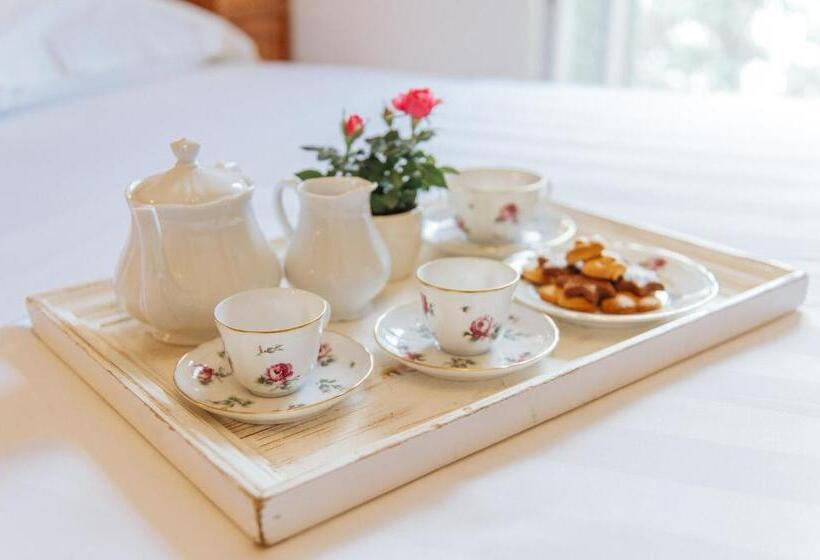 4인용 스탠다드 룸, Aganoor