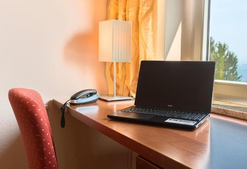 اتاق کلاس بیزنس, Berghotel Kockelsberg