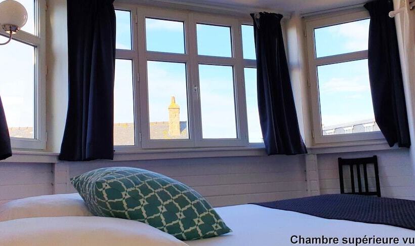 اتاق سوپریور با چشمانداز شهر, De L Europe