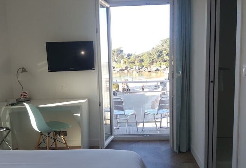 اتاق پرمیوم با چشمانداز دریا, De L Europe