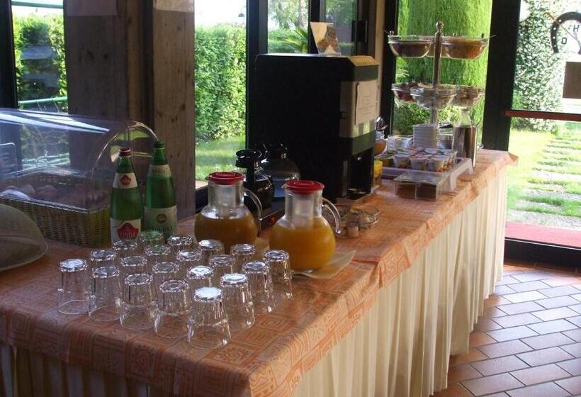 标准间带阳台, Derby