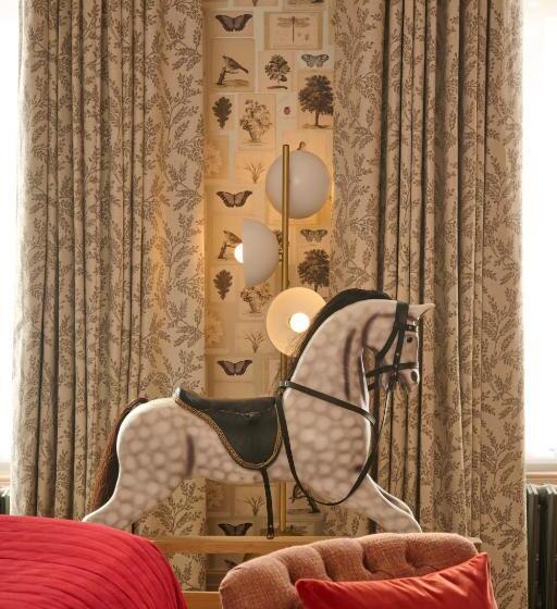 جناح, Du Vin Cheltenham