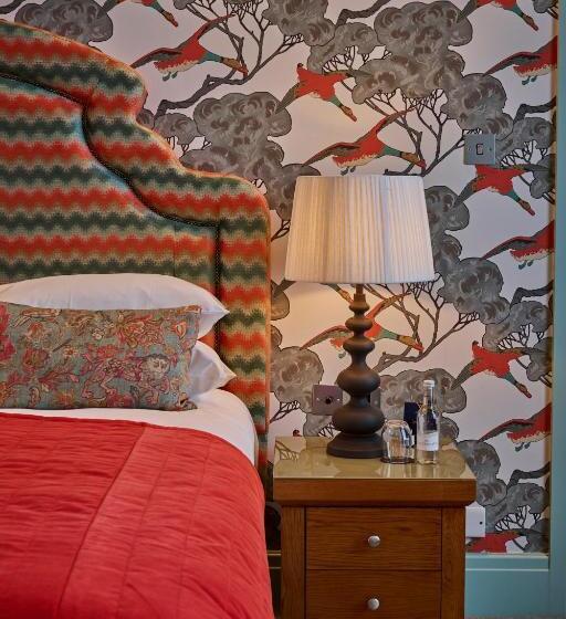 جناح, Du Vin Cheltenham