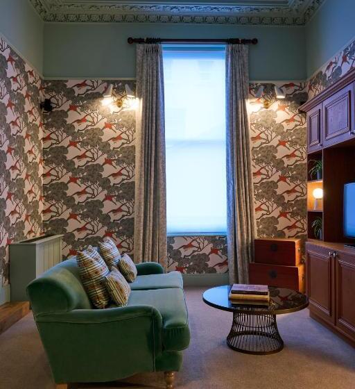 סוויטה, Du Vin Cheltenham