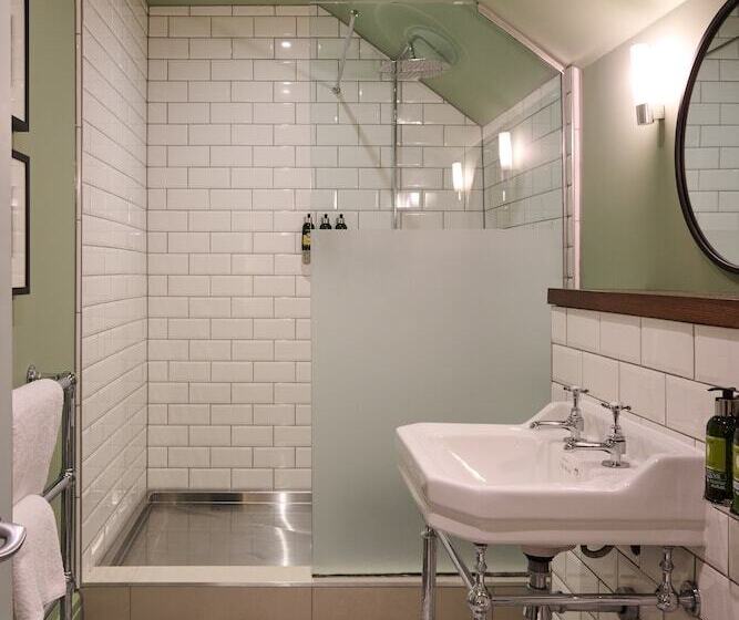 غرفة كلاسيكية, Du Vin Cheltenham