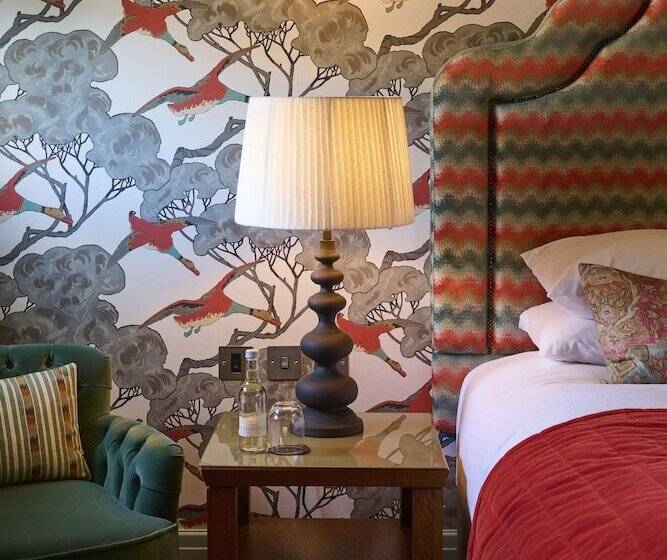 جناح جونيور, Du Vin Cheltenham