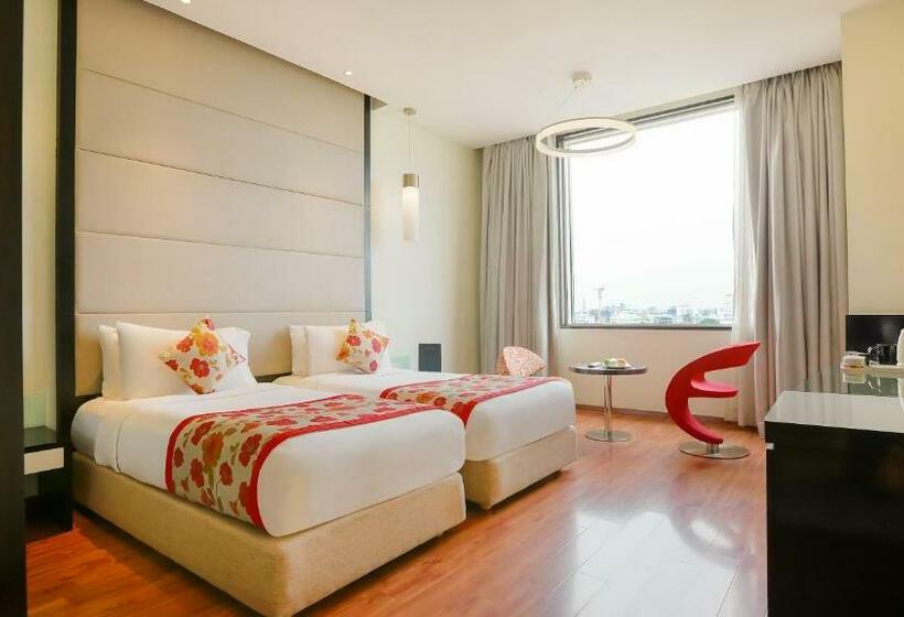 غرفة ديلوكس, E