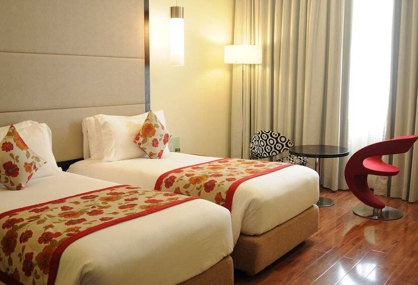 غرفة ديلوكس, E